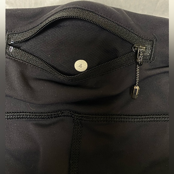 Lululemon Crop Legging➰💕 - Picture 10 of 10